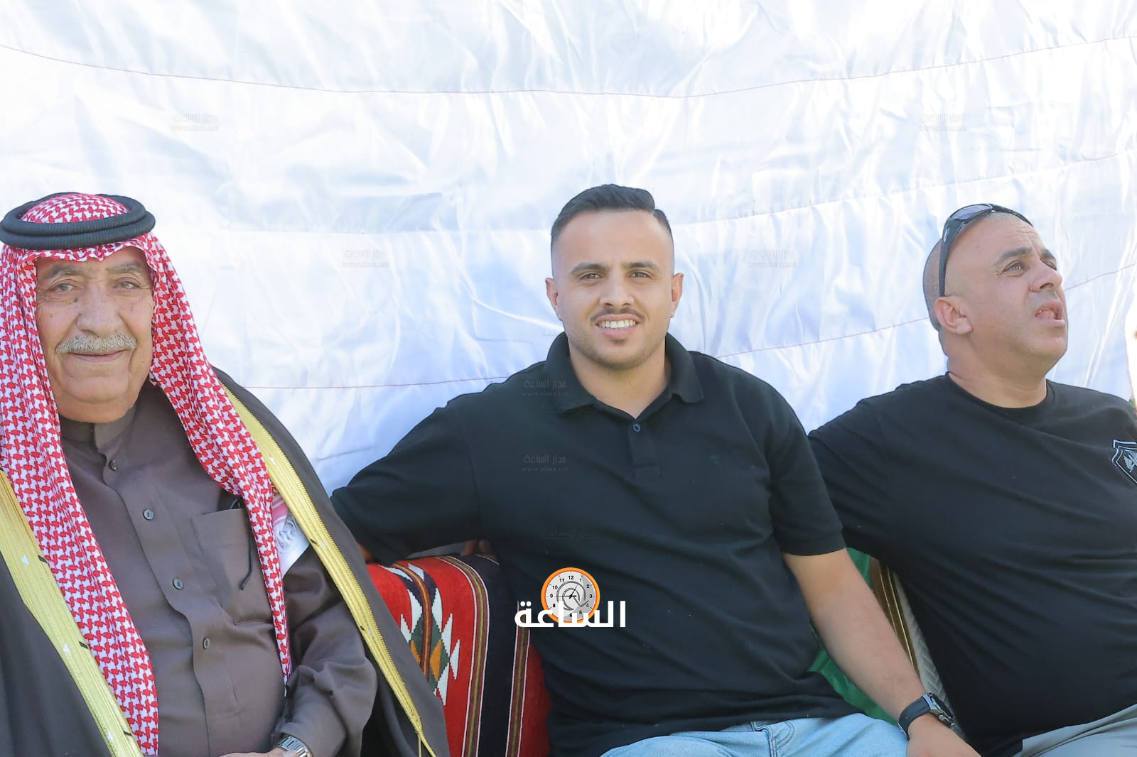 Madar Al-Saa Images 0.40783388862197445