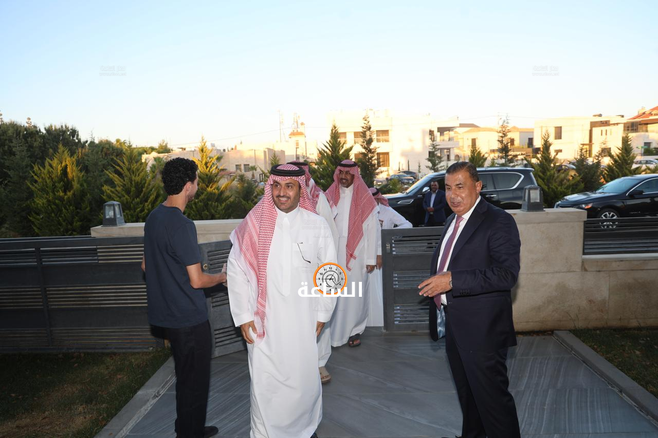 Madar Al-Saa Images 0.6761059857561382