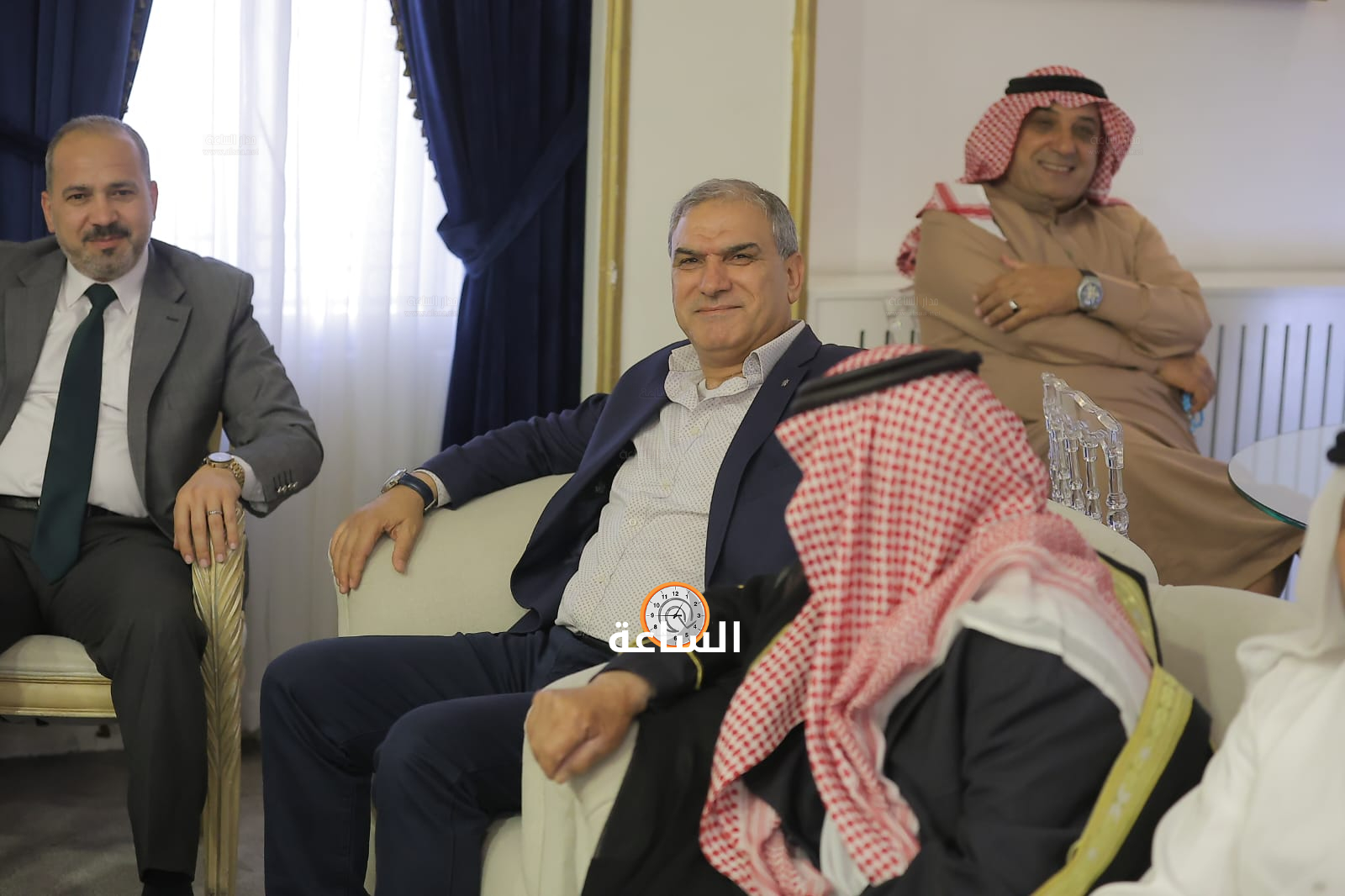 Madar Al-Saa Images 0.27299140649338116