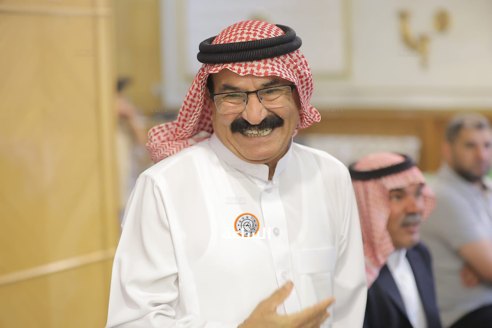 Madar Al-Saa Images 0.7604660159829176
