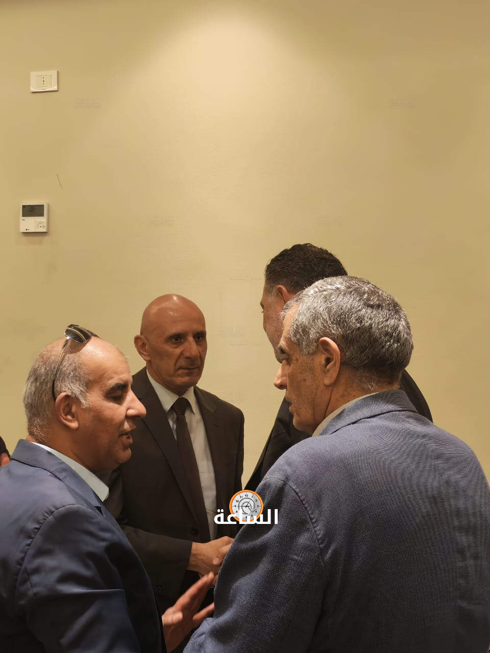 Madar Al-Saa Images 0.5406407762917865