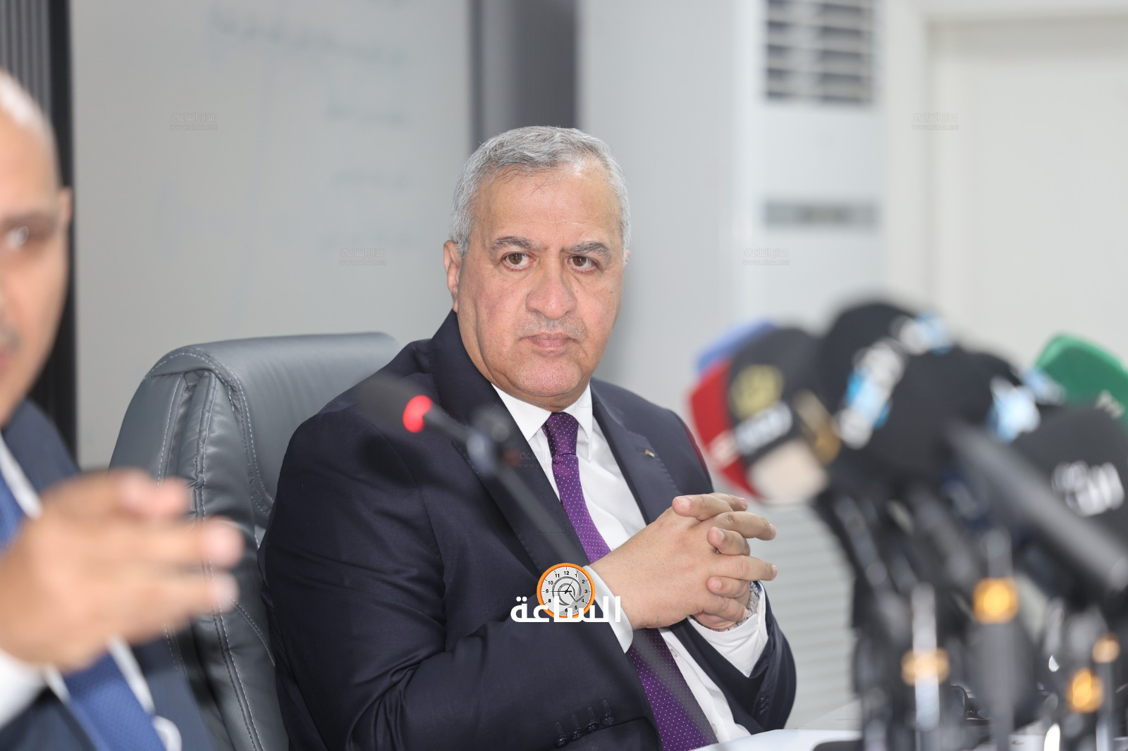 Madar Al-Saa Images 0.7647622449390749