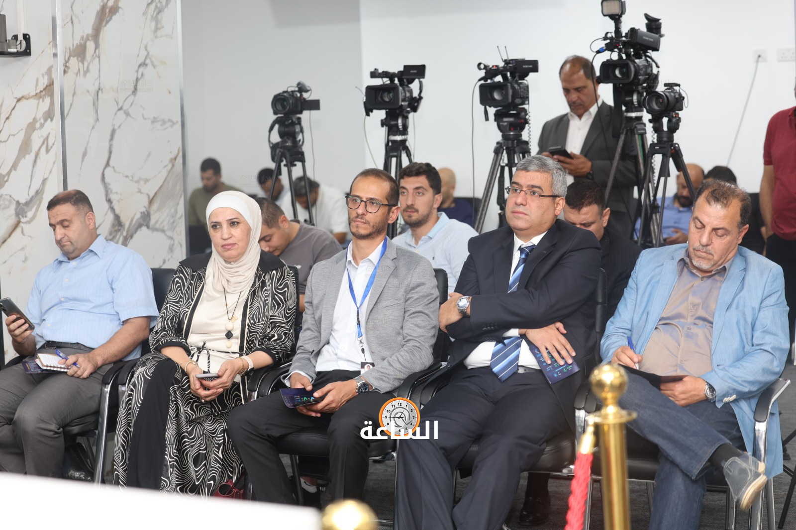 Madar Al-Saa Images 0.9806600236541271