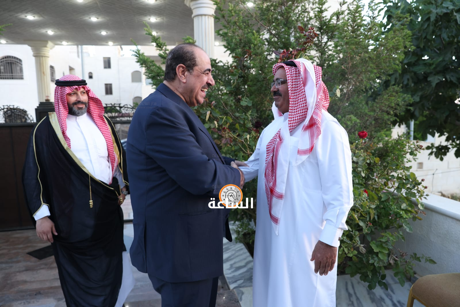 Madar Al-Saa Images 0.3482670304986454
