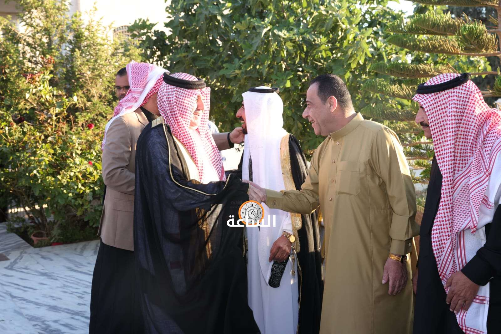 Madar Al-Saa Images 0.9077739893564731