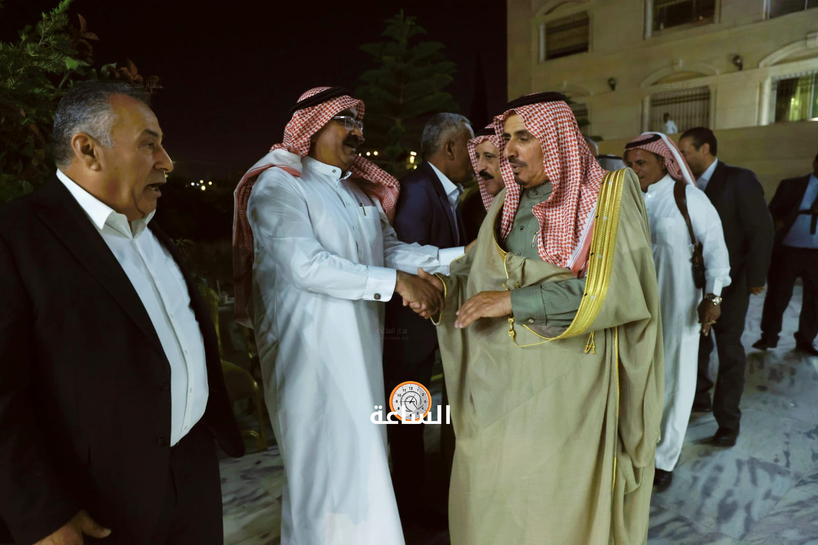 Madar Al-Saa Images 0.500053664187207