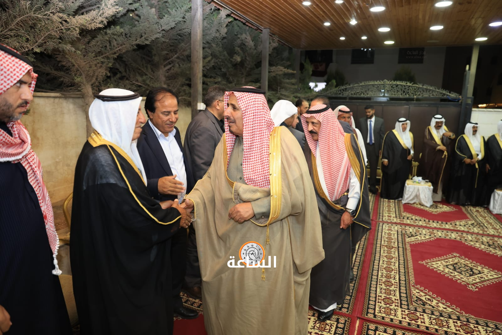 Madar Al-Saa Images 0.7170380584249302