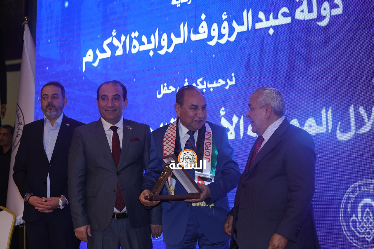 Madar Al-Saa Images 0.3775848642218611