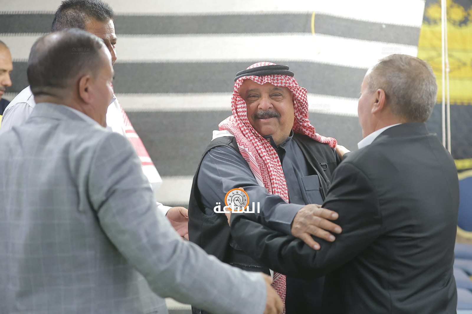 Madar Al-Saa Images 0.6343113077302138