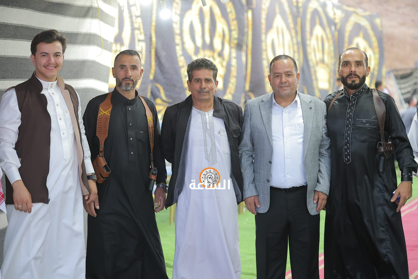 Madar Al-Saa Images 0.46114279629381394