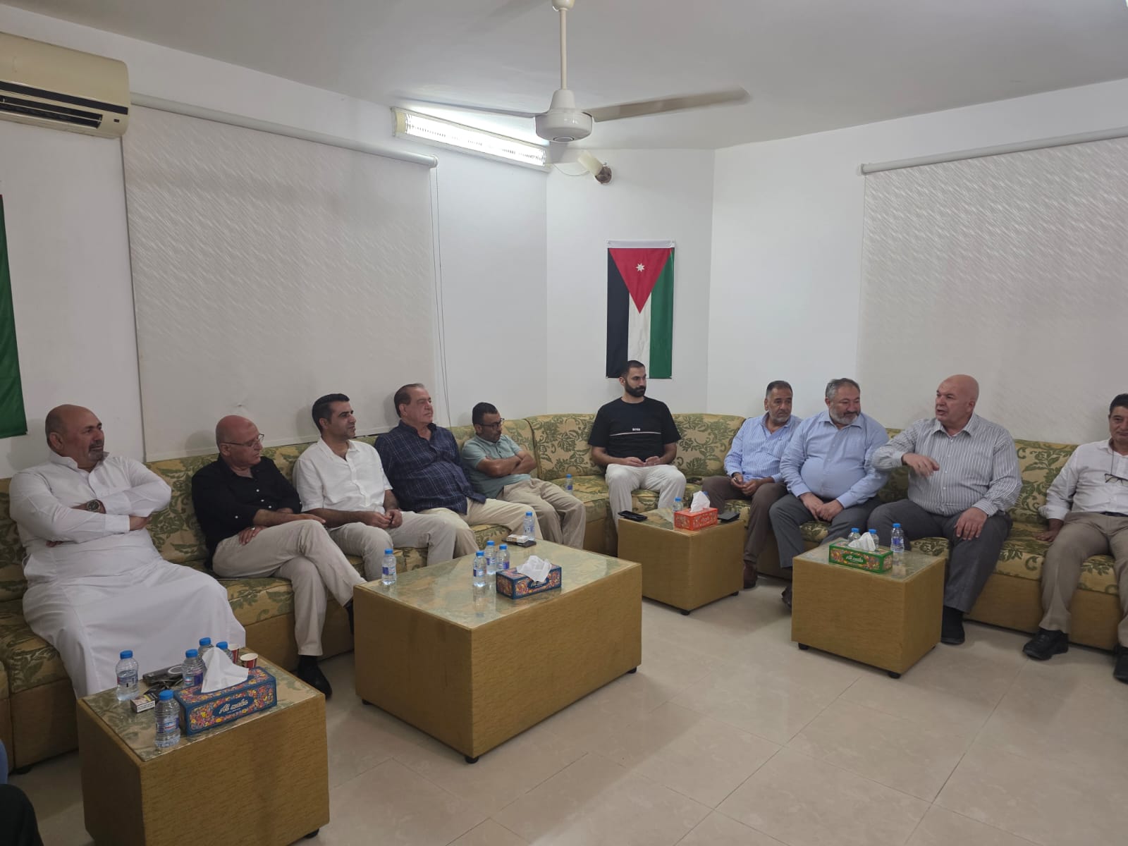 Madar Al-Saa Images 0.738123338149595