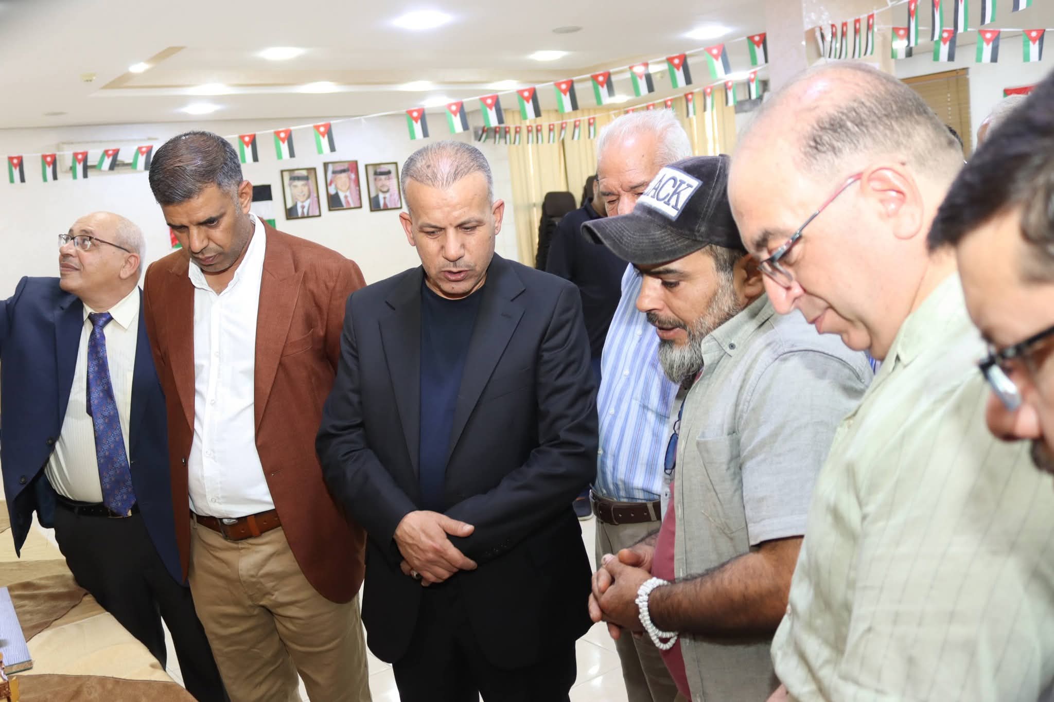 Madar Al-Saa Images 0.5127654458622536