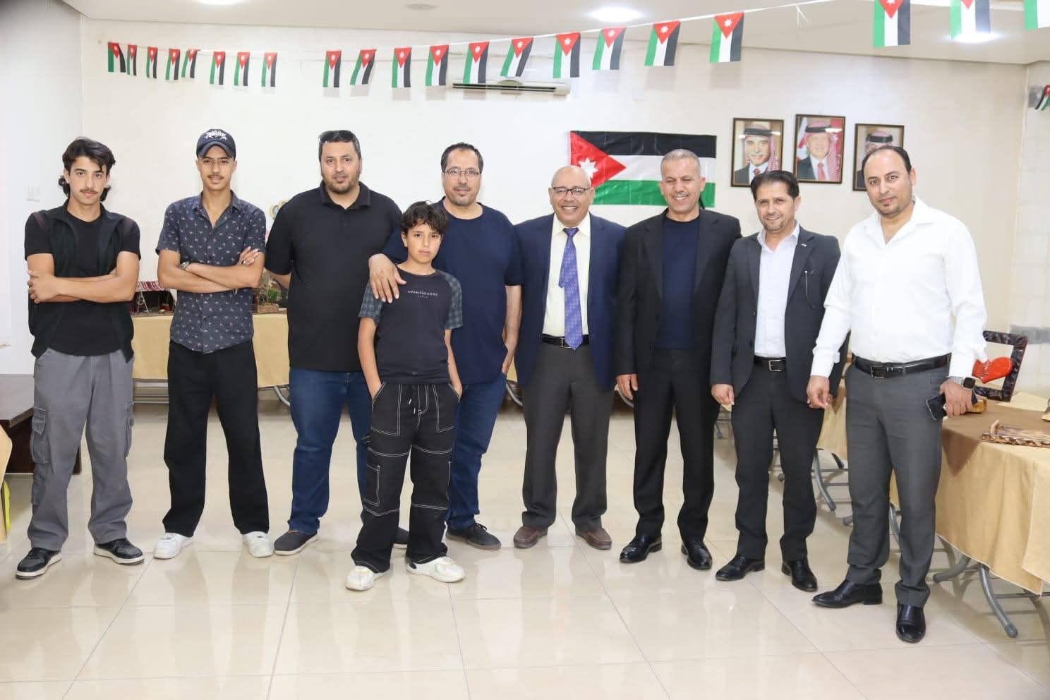 Madar Al-Saa Images 0.8743126691438246