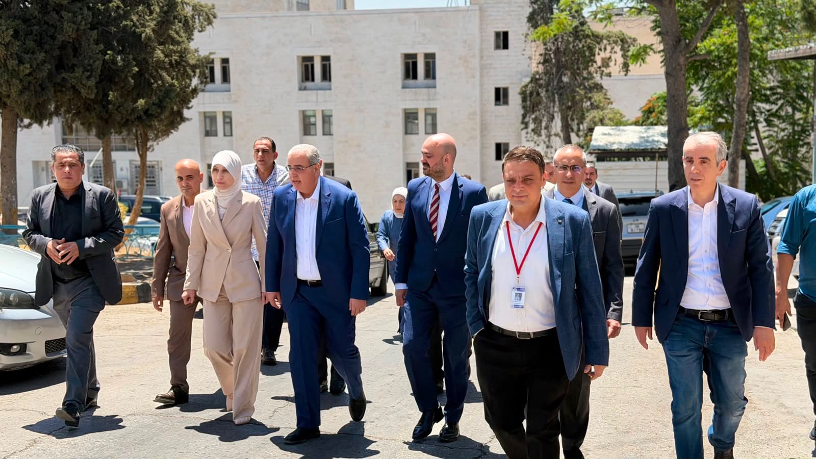 Madar Al-Saa Images 0.5354729015646085