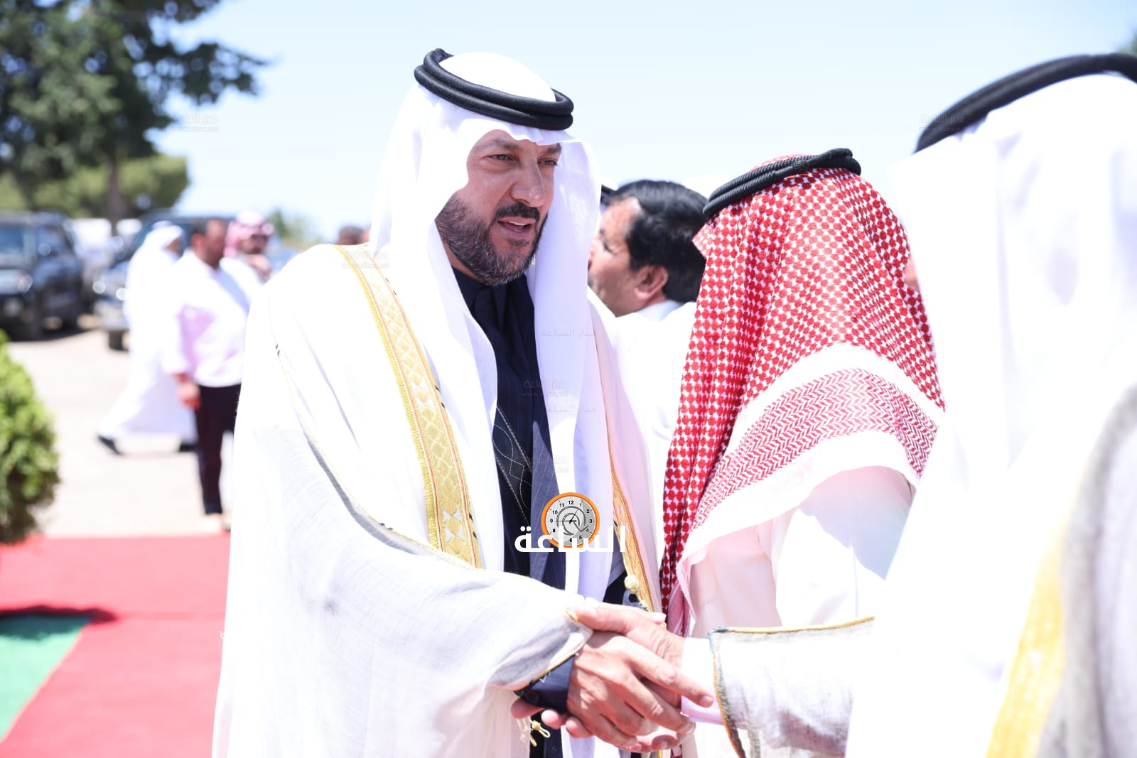 Madar Al-Saa Images 0.411358455968615