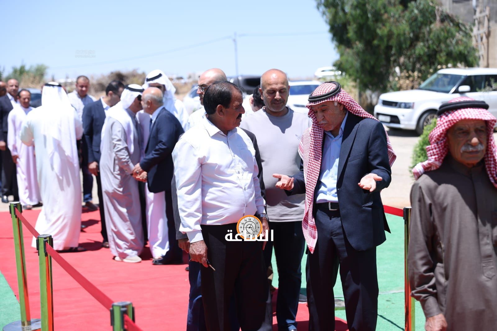 Madar Al-Saa Images 0.8824446330473262
