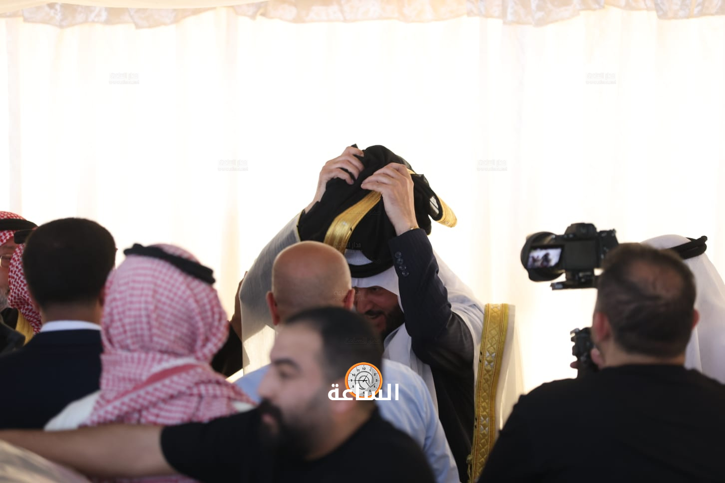 Madar Al-Saa Images 0.8628784060440913