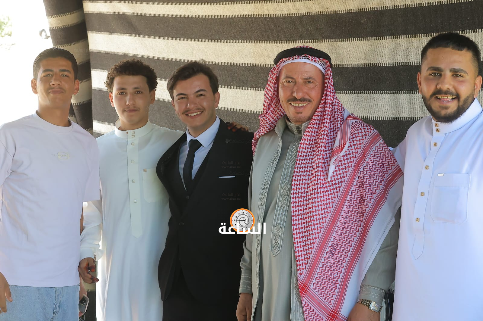 Madar Al-Saa Images 0.7455359608836772