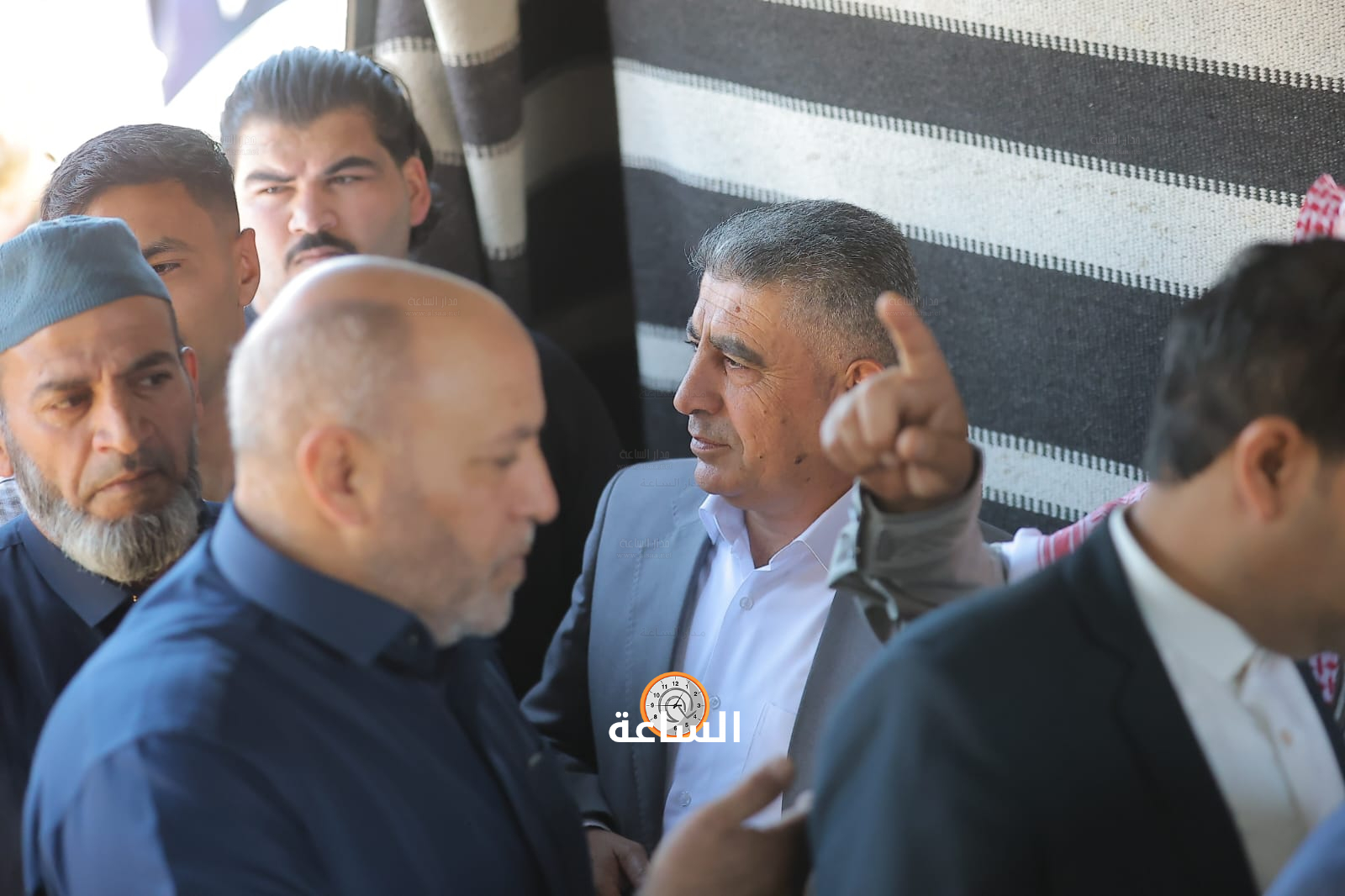 Madar Al-Saa Images 0.0630487725755422