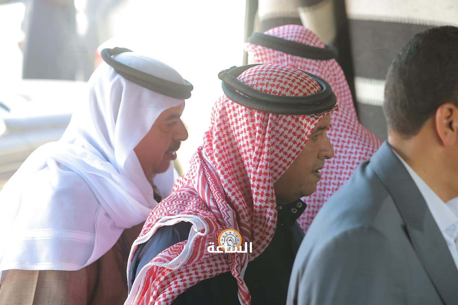 Madar Al-Saa Images 0.9858666608921716