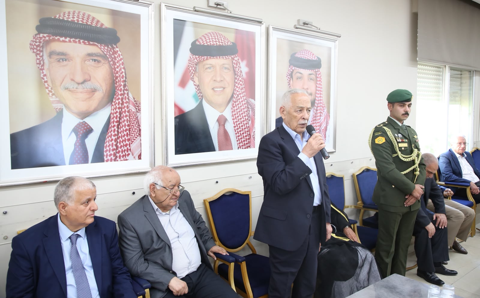 Madar Al-Saa Images 0.13011758928811756