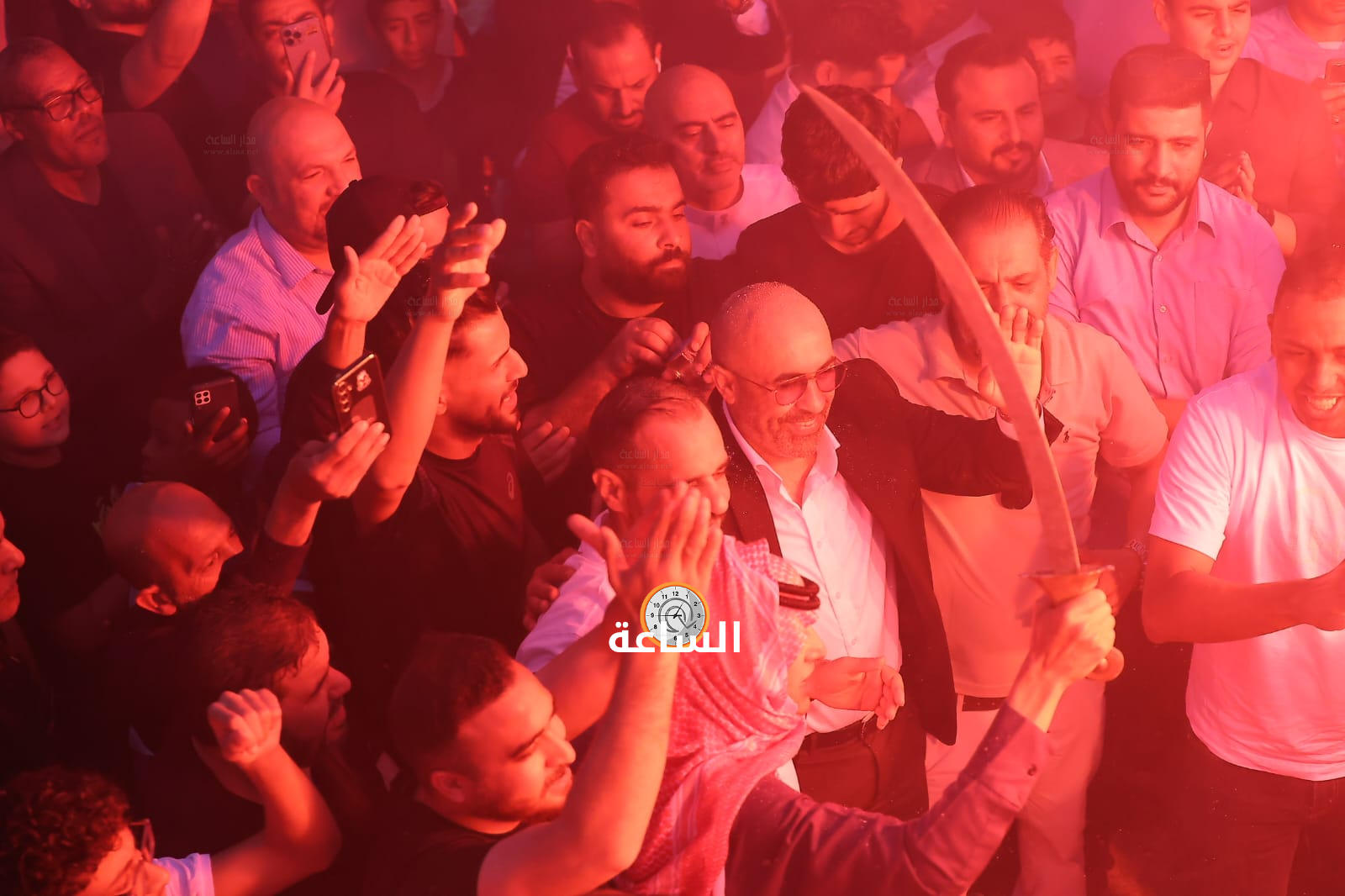 Madar Al-Saa Images 0.610501872164575