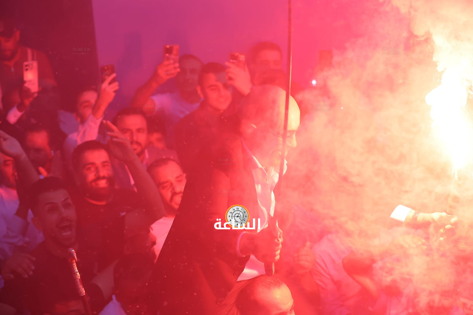 Madar Al-Saa Images 0.8272807337801952