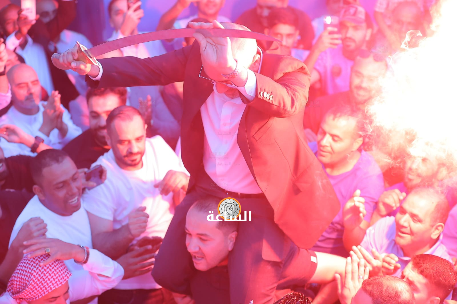 Madar Al-Saa Images 0.7006255681981902