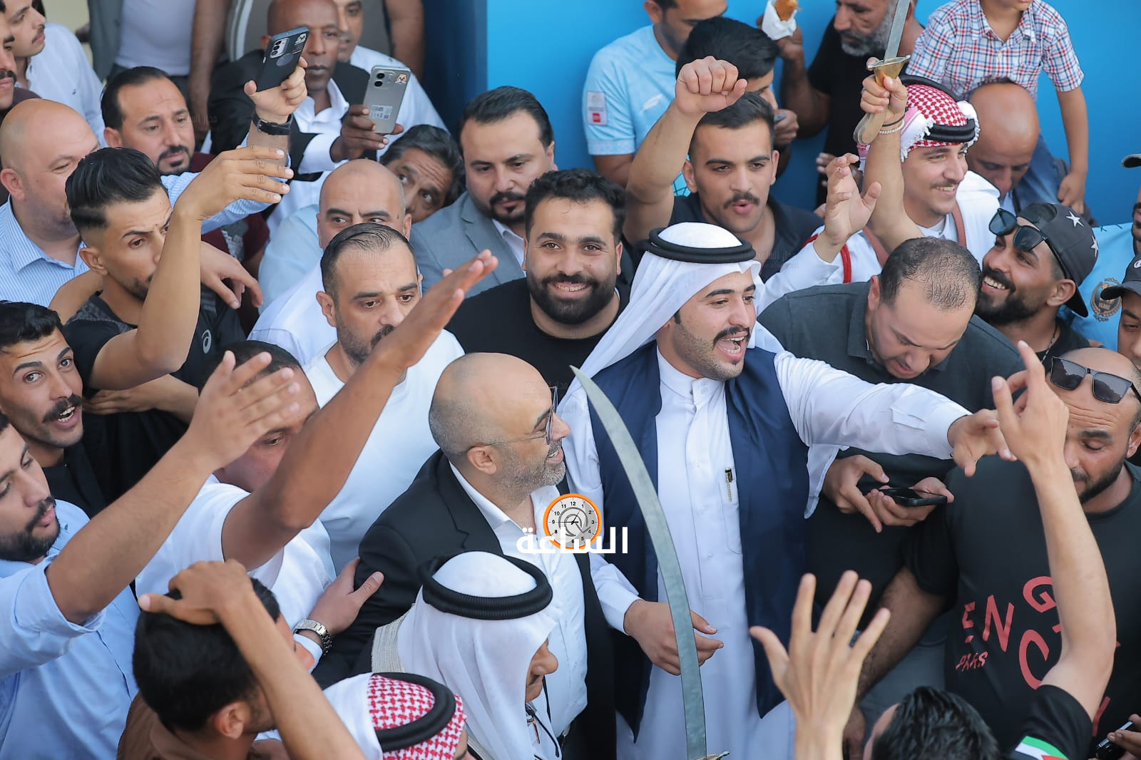 Madar Al-Saa Images 0.6069138501696253