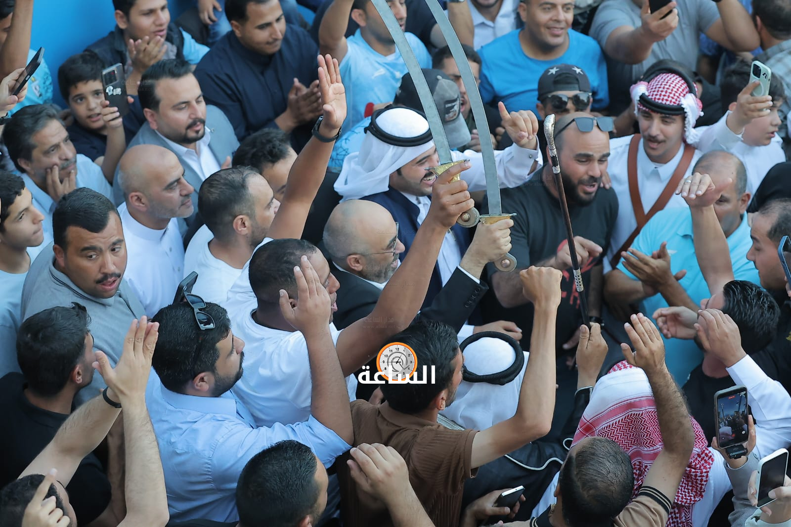 Madar Al-Saa Images 0.7975820828506918