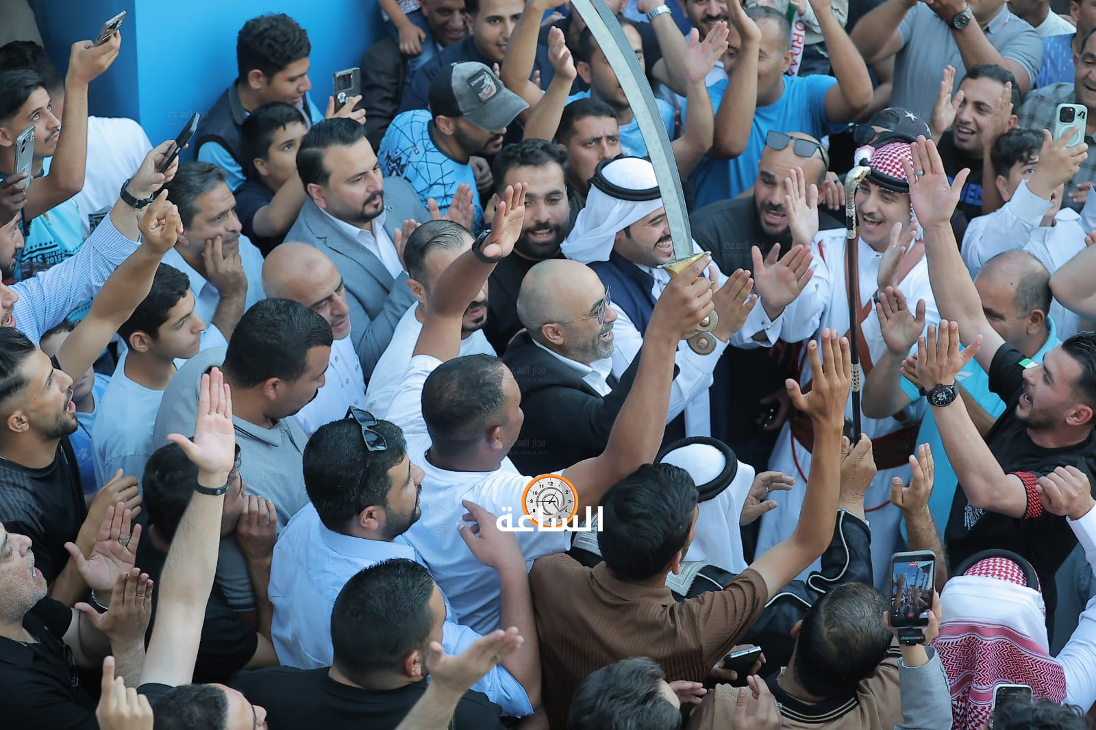 Madar Al-Saa Images 0.3415701078942369