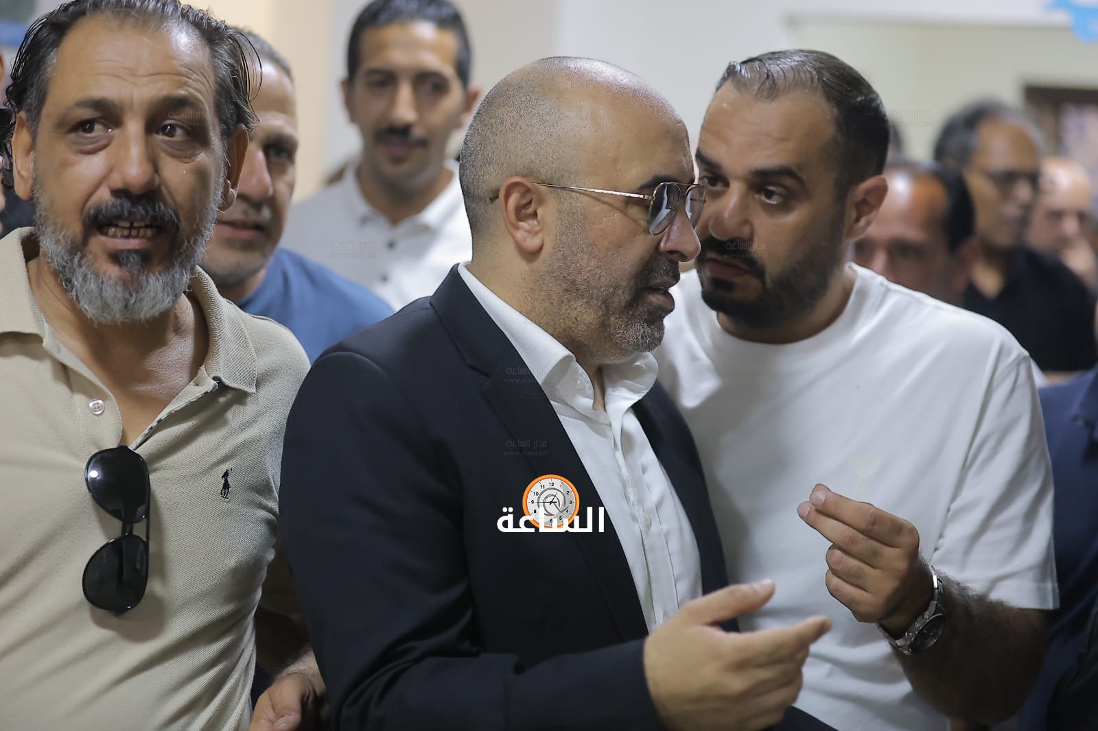 Madar Al-Saa Images 0.368745148160604