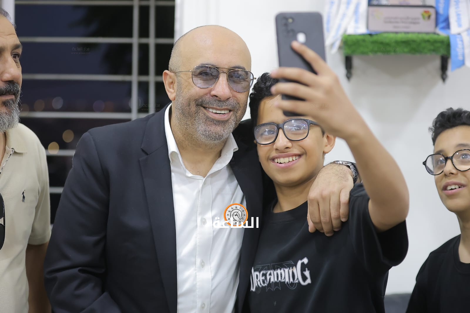 Madar Al-Saa Images 0.5386395467951779