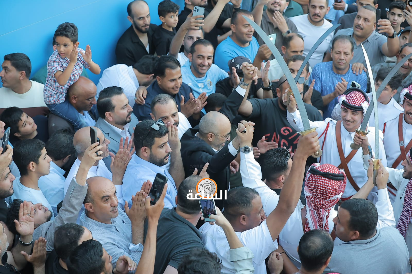 Madar Al-Saa Images 0.590378079903006