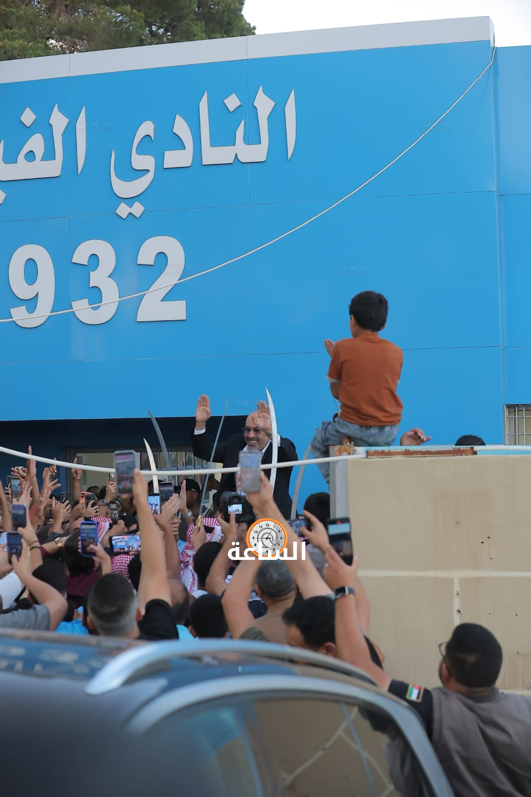Madar Al-Saa Images 0.17771415937501223