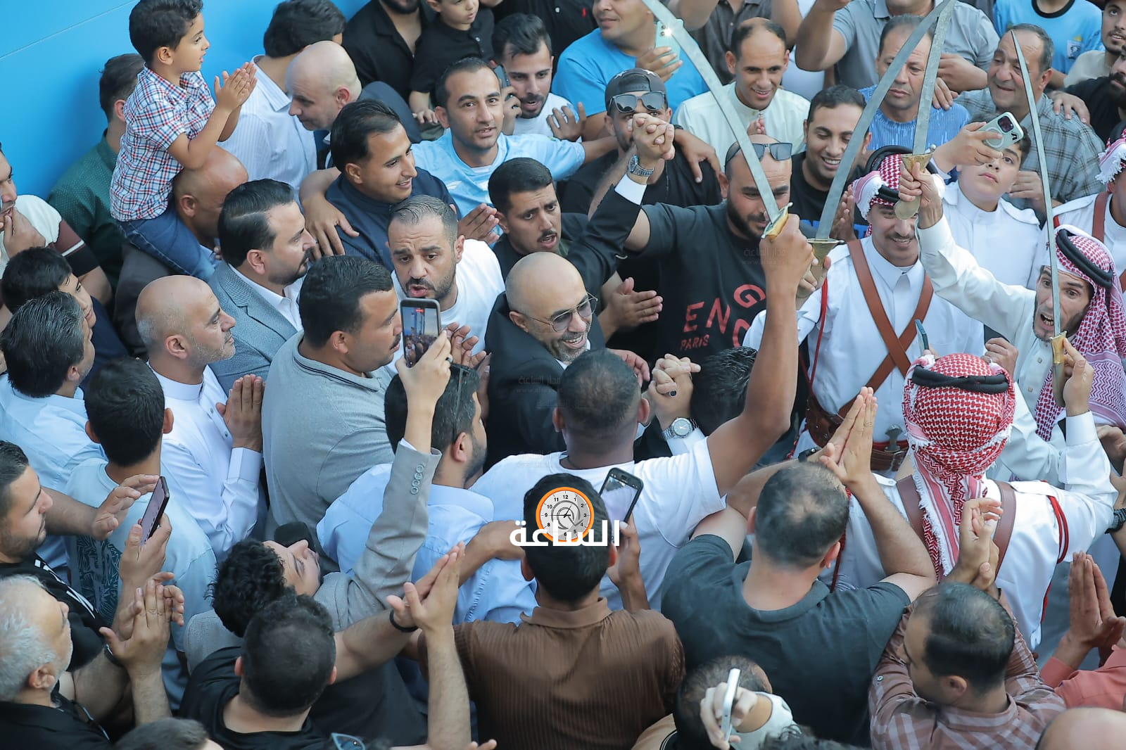 Madar Al-Saa Images 0.009250153765129498