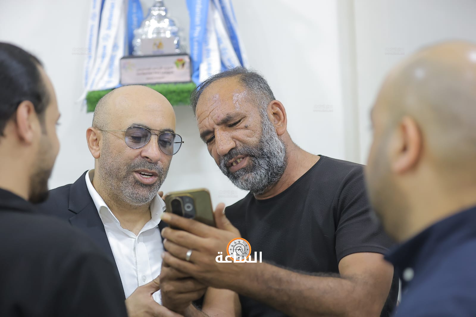 Madar Al-Saa Images 0.09987151479999867