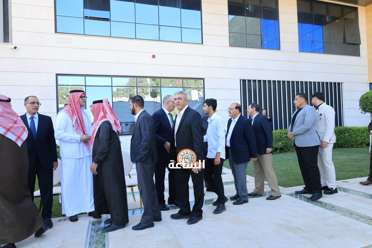 Madar Al-Saa Images 0.7497242637777133