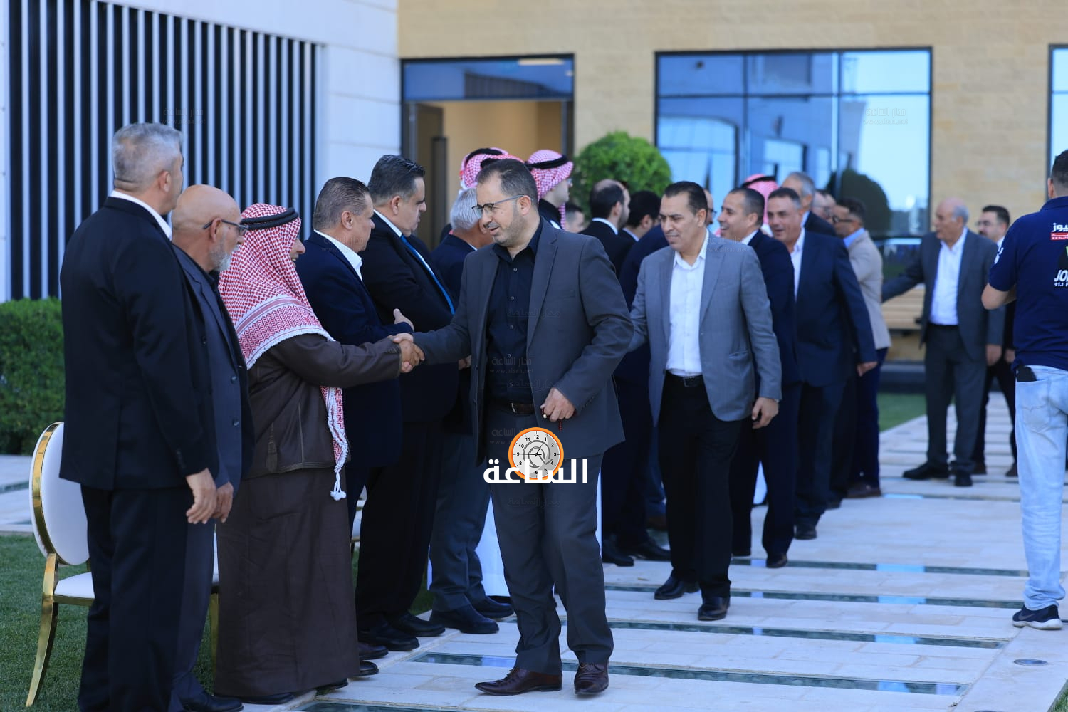 Madar Al-Saa Images 0.48246613189094234