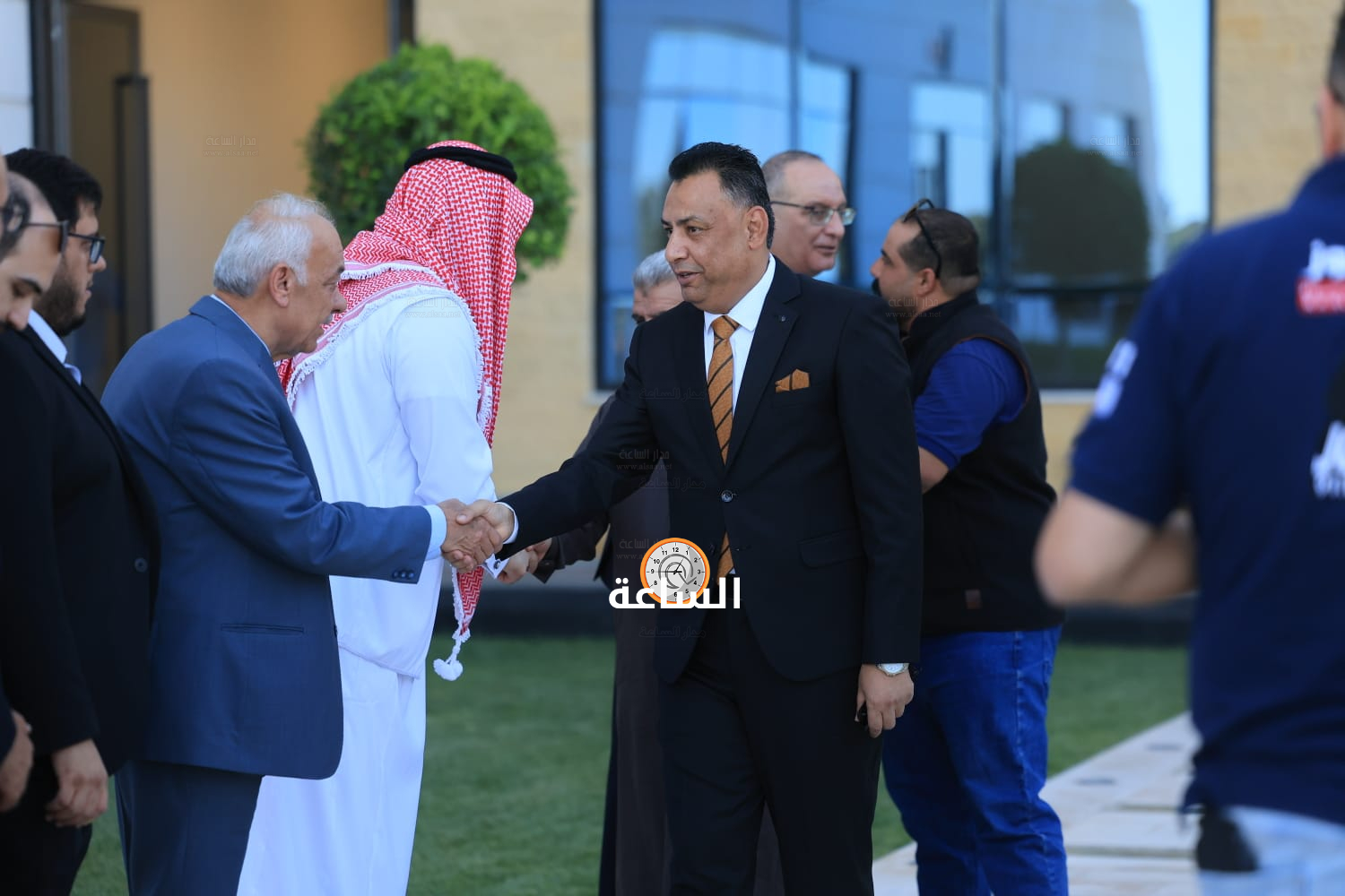 Madar Al-Saa Images 0.428680011045516
