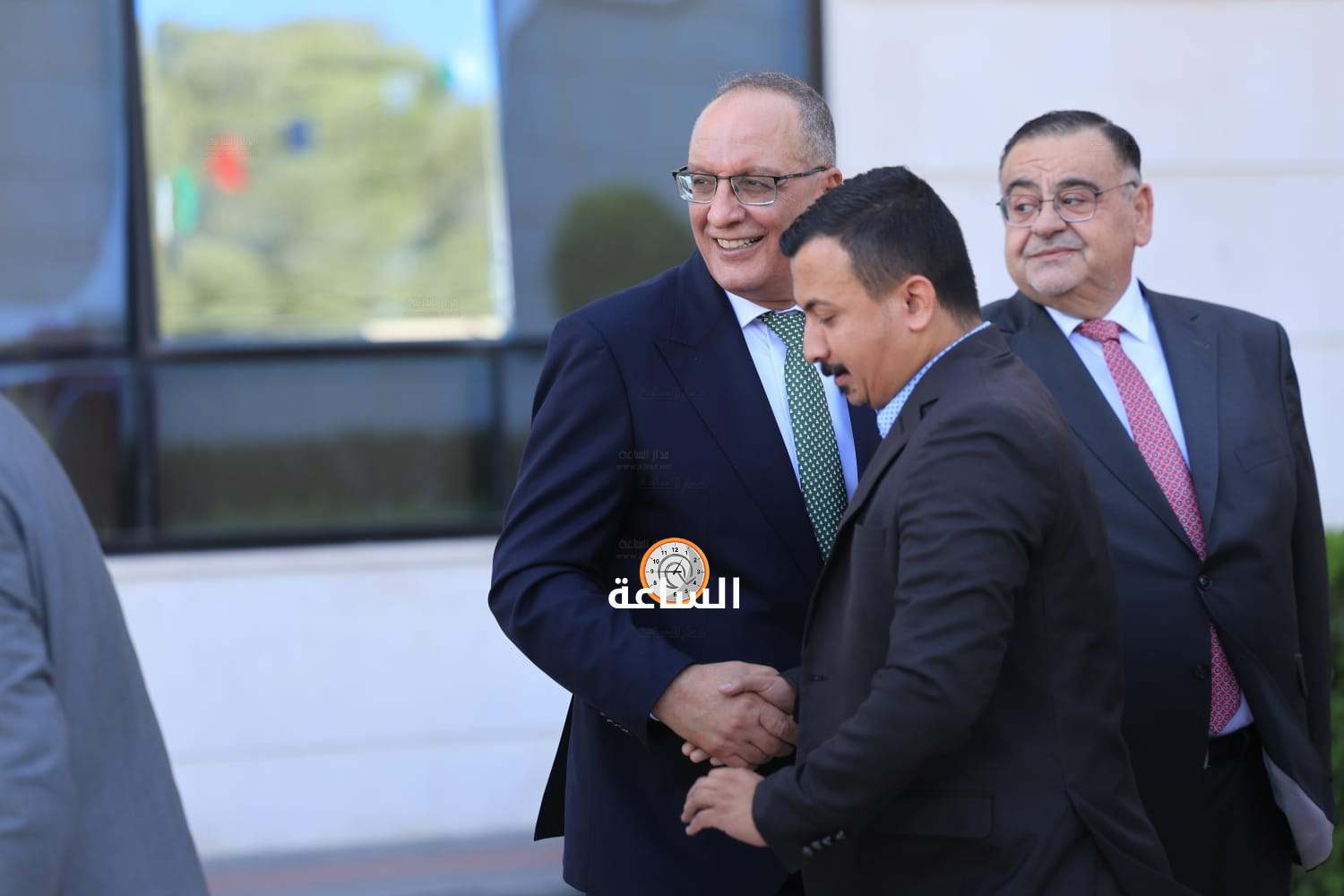 Madar Al-Saa Images 0.47055352792126115