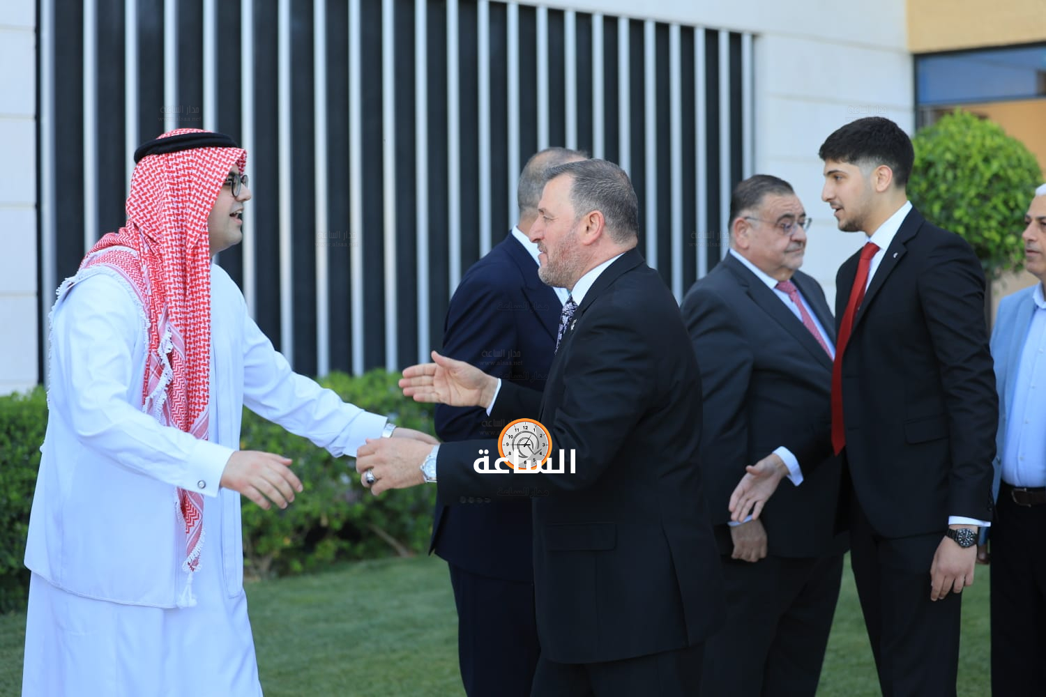 Madar Al-Saa Images 0.7625070086080182