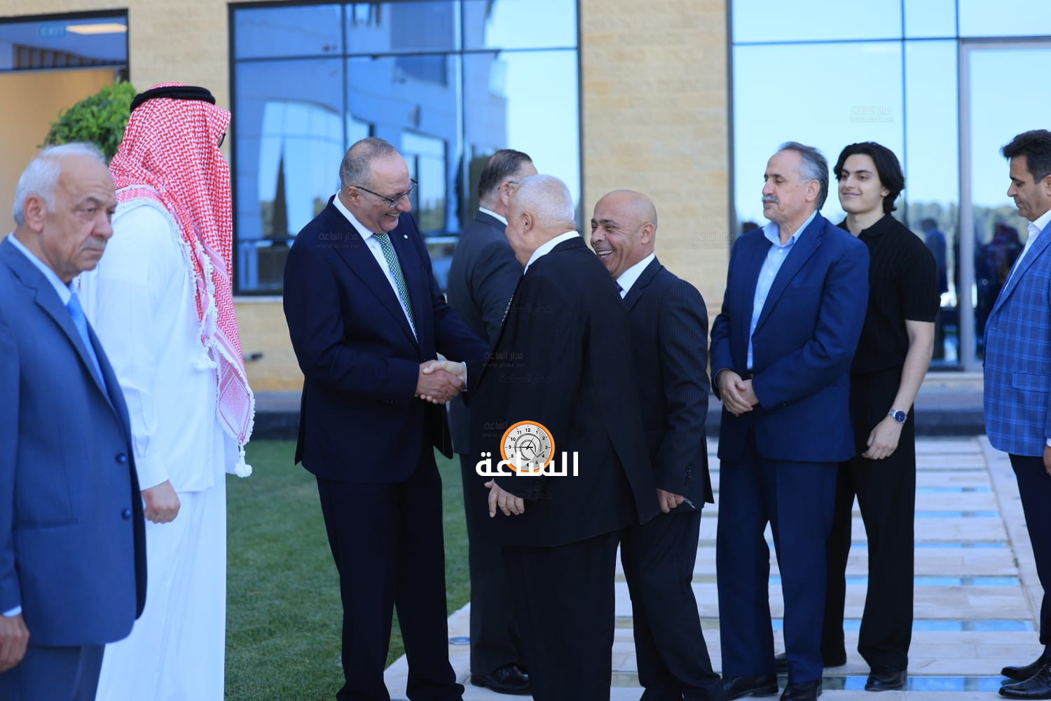 Madar Al-Saa Images 0.7308938442688072