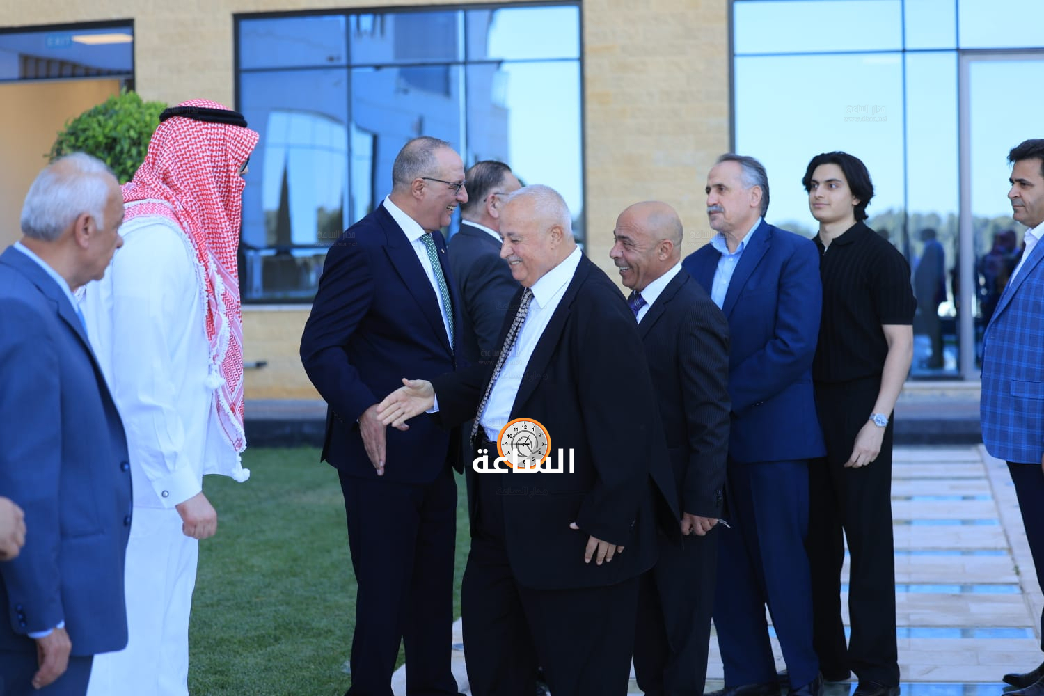 Madar Al-Saa Images 0.7187344781356816