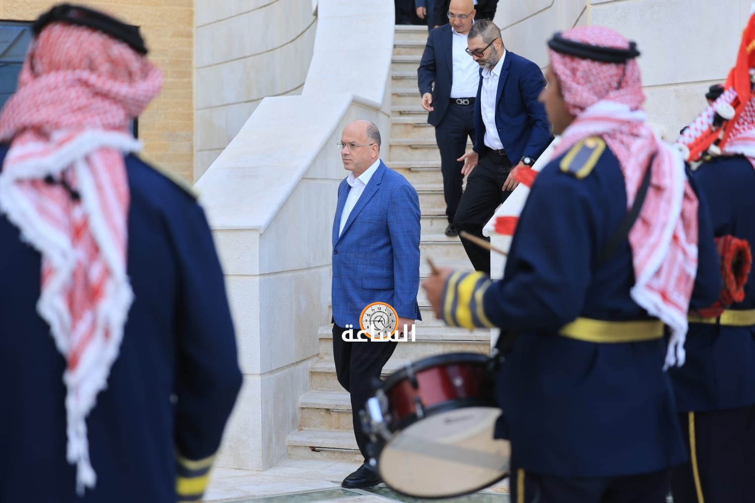 Madar Al-Saa Images 0.43796117533500034