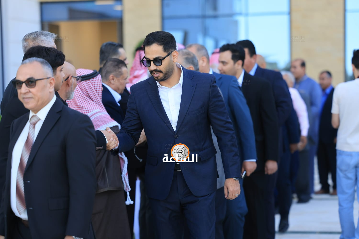 Madar Al-Saa Images 0.3324429394467264