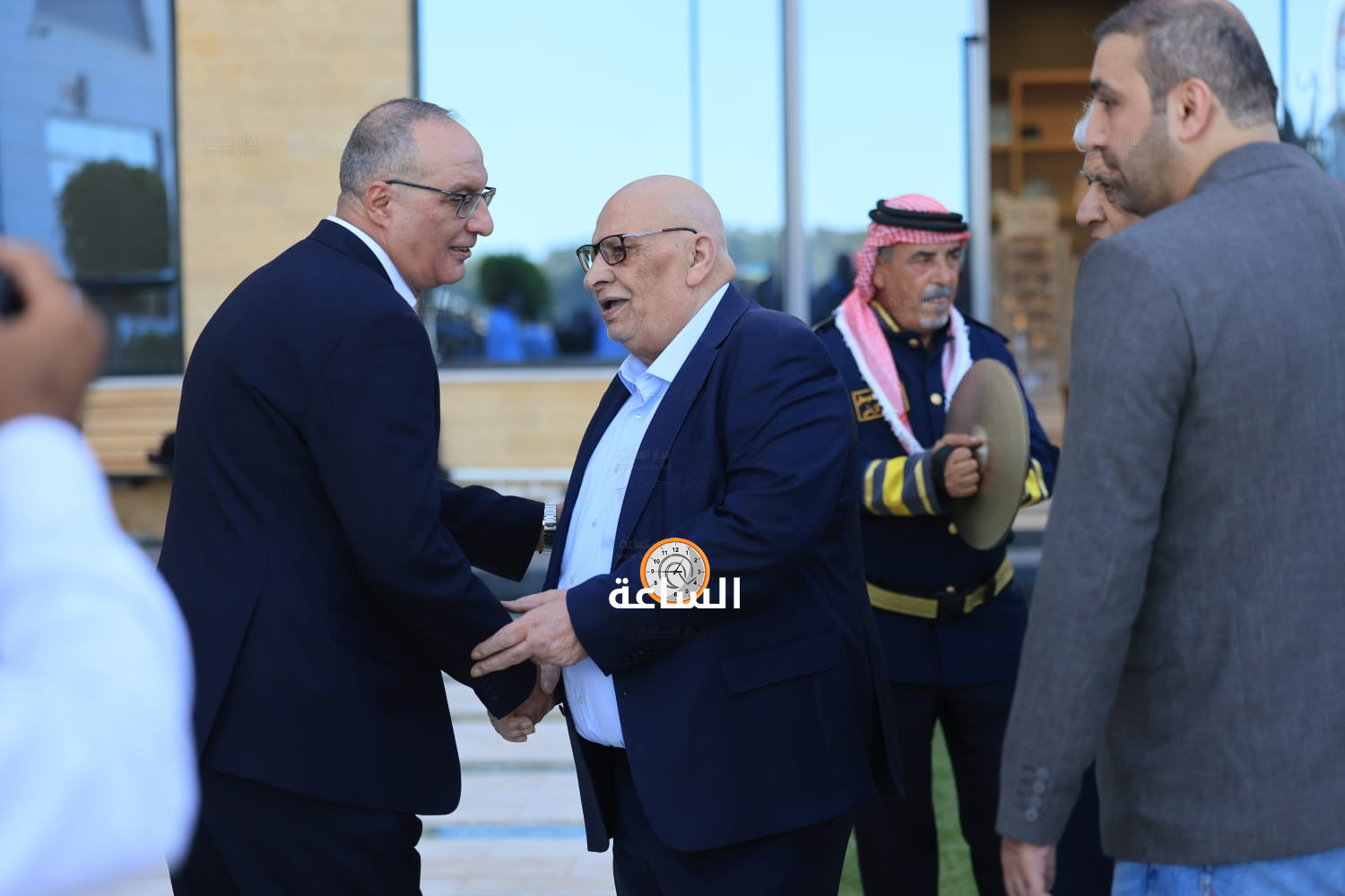 Madar Al-Saa Images 0.6667258504305982