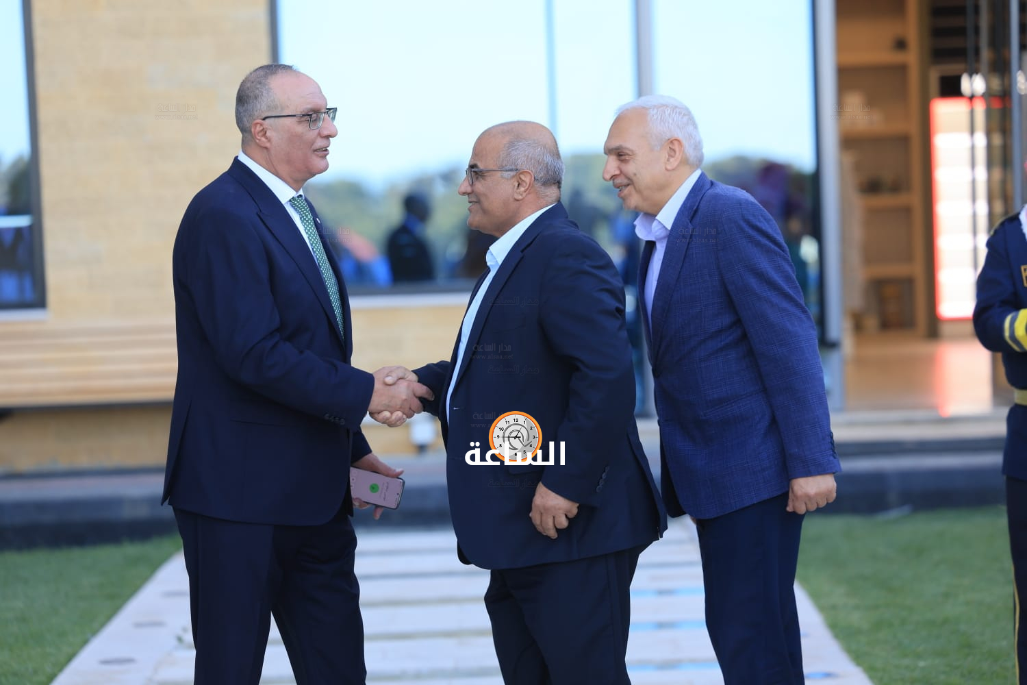 Madar Al-Saa Images 0.40742003227083623