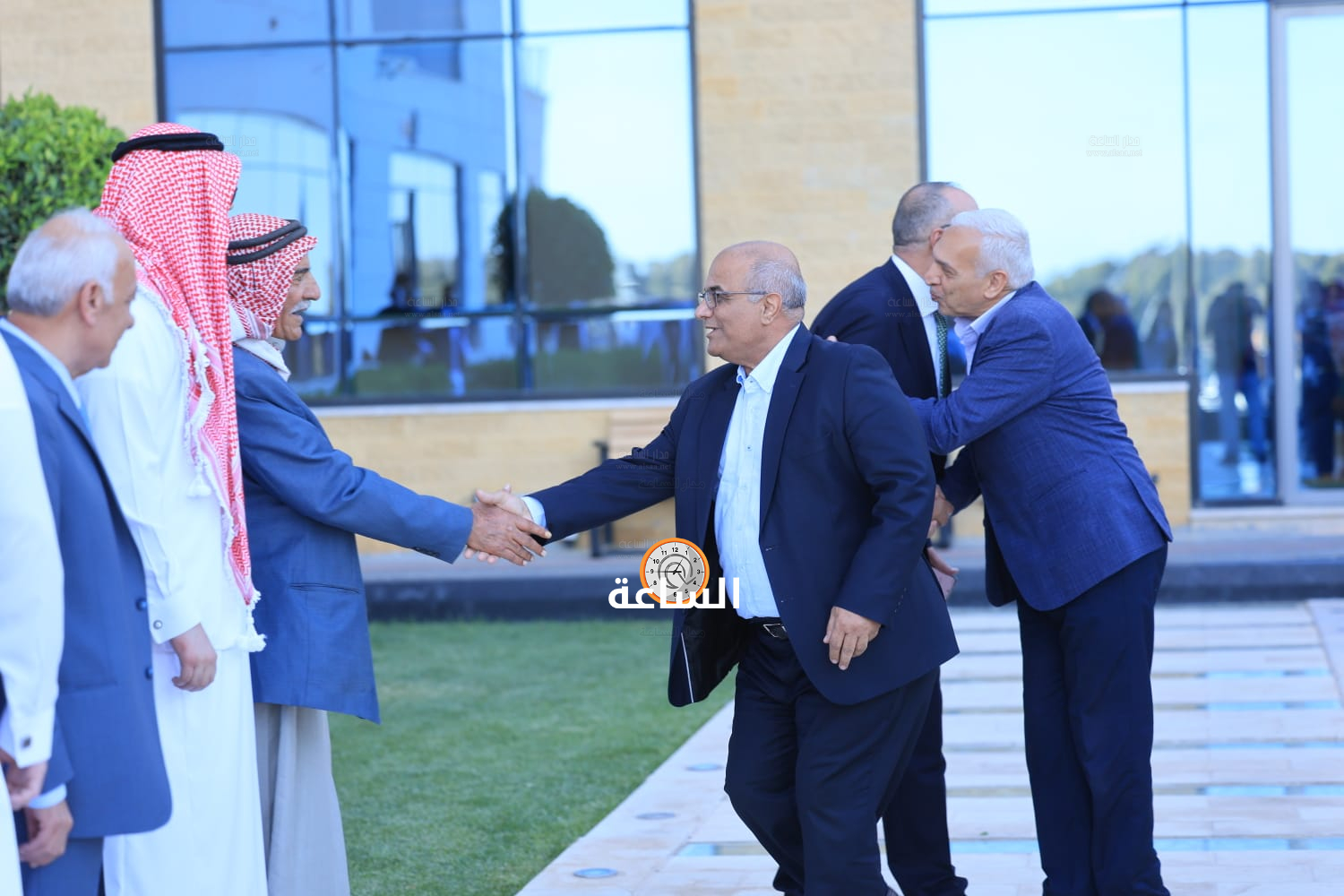 Madar Al-Saa Images 0.648639170328747