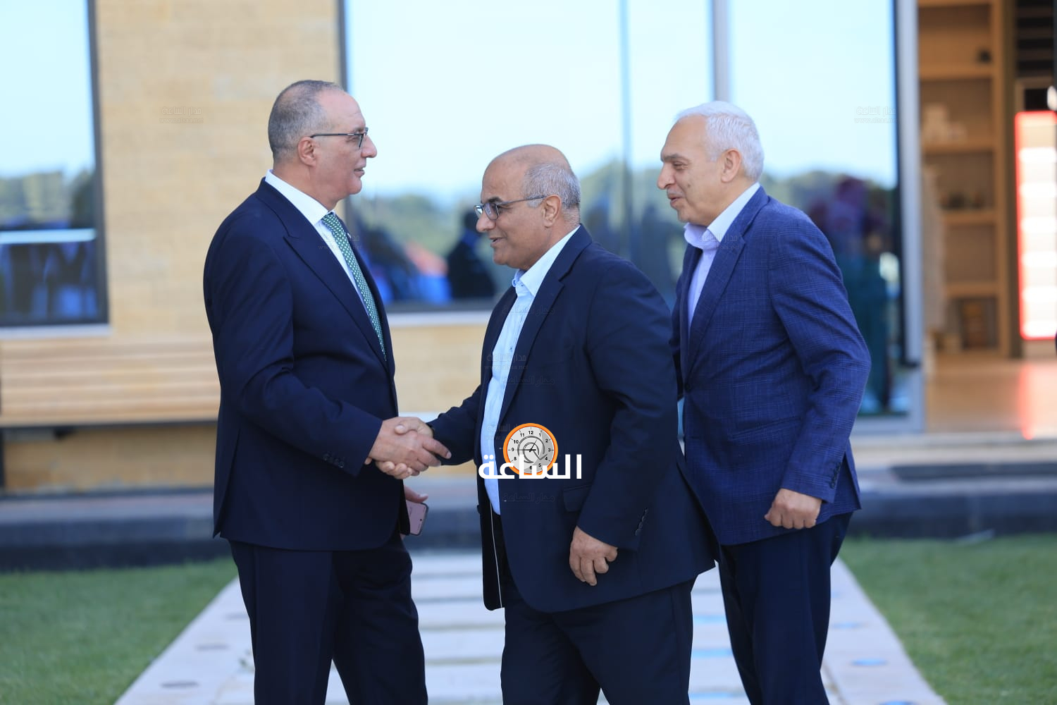 Madar Al-Saa Images 0.18922333558596727